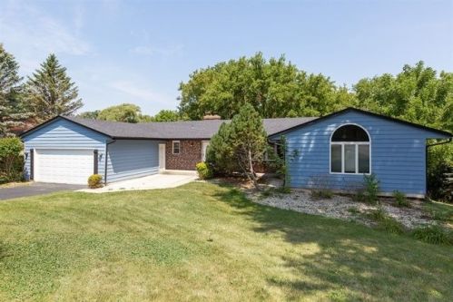 1222 Surrey Ct, Barrington Hills, IL 60102