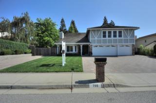 798 London Dr, Milpitas, CA 95035-7517