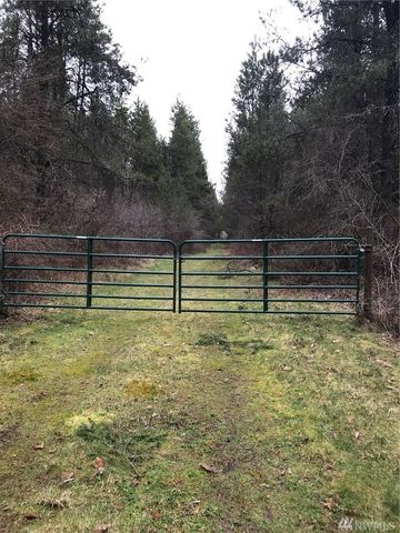 167 Gray Rd, Winlock, WA 98591-8647