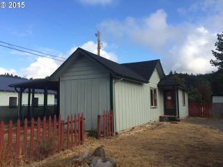 47543 School St, Oakridge, OR 97463-9565