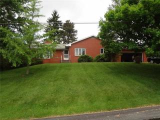 95 Paul Dr, Washington, PA 15301-3203