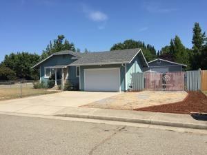 2525 Toyon St, Anderson, CA 96007-9392