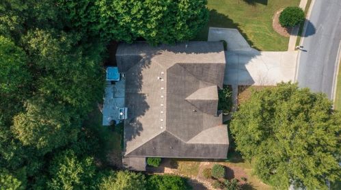 602 Brookside Pass, Holly Springs GA  30188-6053 exterior