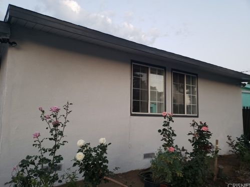 8144 Redbush Ln, Van Nuys, CA 91402-5316