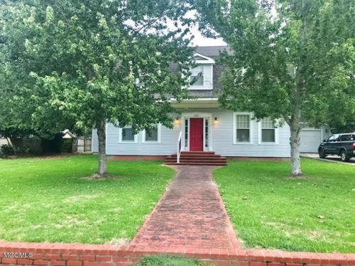 202 4th St, Carnes, MS 39455-2409