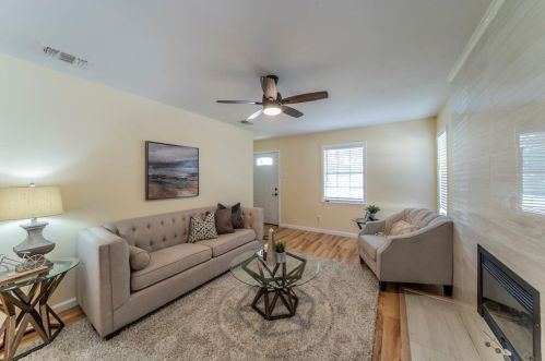 3414 Swan Ln, Irving, TX 75062-3024