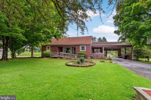 598 Back Creek Valley Rd, Hedgesville, WV 25427-6417