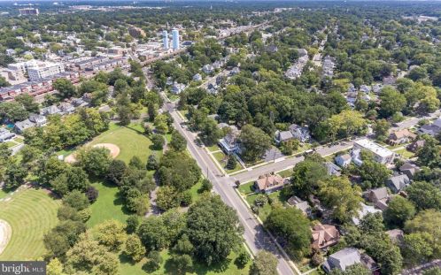 300 Collings Ave, Camden NJ 08107-1738 exterior