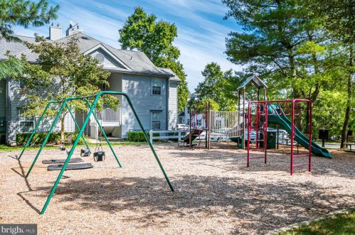 314 Brickhouse Rd, Princeton NJ  08540-7352 exterior