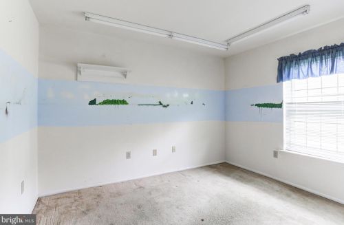 173 Valleybrook Dr, Lancaster PA  17601-4619 exterior