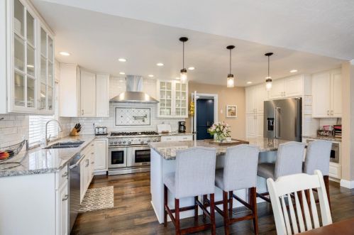 3025 Latham Ln, Folsom, CA 95762-4315