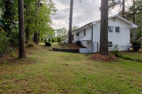 180 Lydia Dr, Atlanta GA  30315-8416 exterior