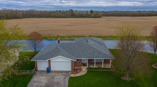 1226 Liberty St, Crete, IL 60417-2070