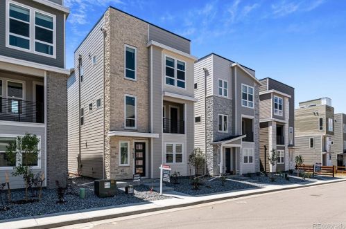 21052 Quincy Dr, Denver, CO 80015-5496