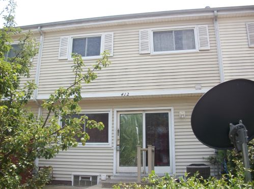 412 Yorkshire Sq, Lemont IL  60440-2989 exterior