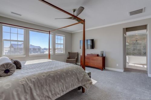 27661 Lakeview Dr, Aurora CO 80016 exterior