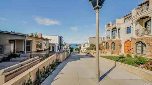 400 17th St, Manhattan Beach, CA 90266-4638