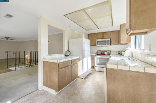6772 Waverly Rd, Pacheco, CA 94553-6260