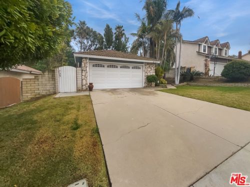 8504 Meadowridge St, Anaheim CA  92808-1221 exterior