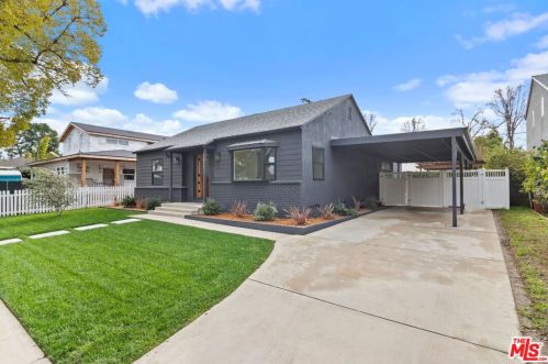 13934 Peach Grove St, Van Nuys CA  91423-1939 exterior