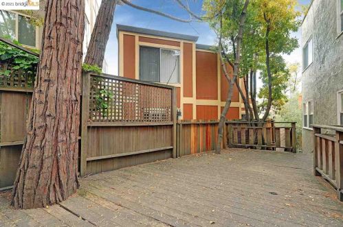 2326 Le Conte Ave, Berkeley CA  94709-1322 exterior
