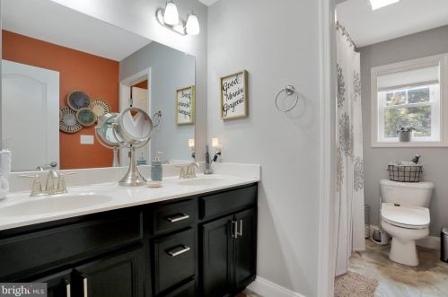 463 Deerfield Village Dr, Shepherdstown WV  25443 exterior