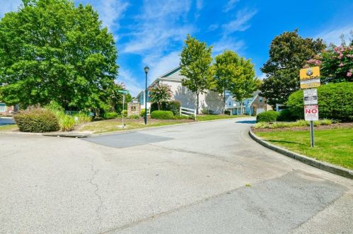 2373 Marbleridge Dr, Gainesville, GA 30501-7823
