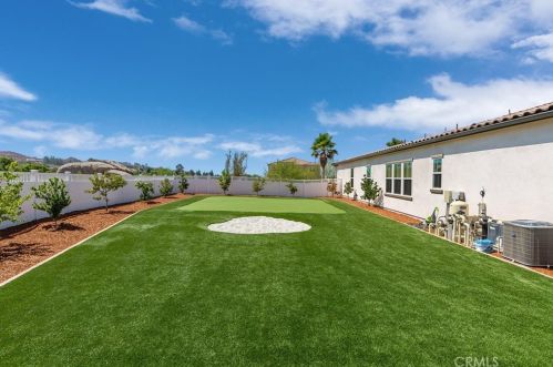 16105 Mariposa Ave, Riverside CA  92504 exterior