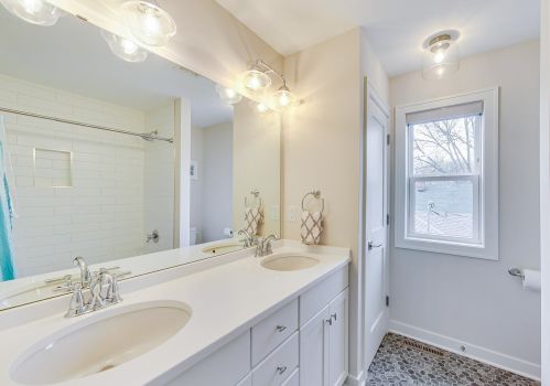 1317 Juliet Ave, Saint Paul MN  55105-2906 exterior