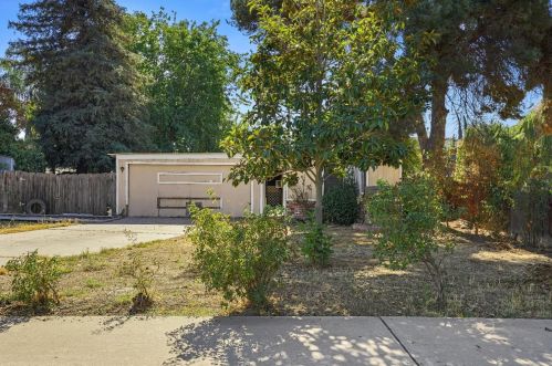 1124 California Ave, Modesto, CA 95351-9462