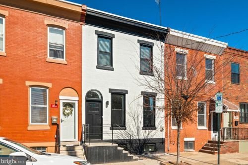 1813 Dickinson St, Philadelphia, PA 19146-4621