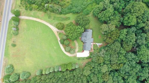 4153 Highway 155, Stockbridge GA  30281-4011 exterior