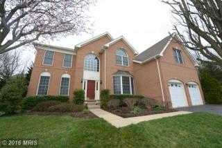 12710 Autumn Crest Dr, Herndon, VA 20171-1936