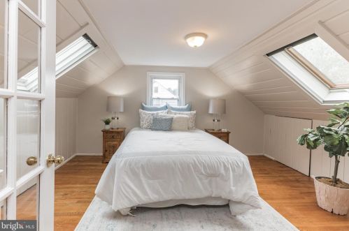 916 Robin Rd, Silver Spring MD 20901-1871 exterior