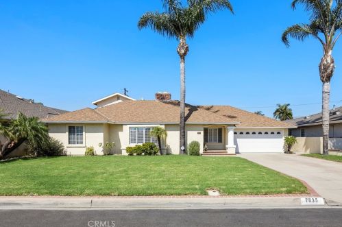 7835 Irwingrove Dr, Downey, CA 90241-2232