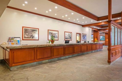 201 Ohua Ave, Honolulu HI  96815-3653 exterior