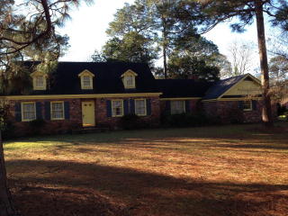 134 Oak Cliff St, Baxley, GA 31513-4479