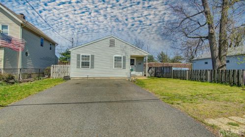 36 Madison Ave, Old Bridge, NJ 08857-1200