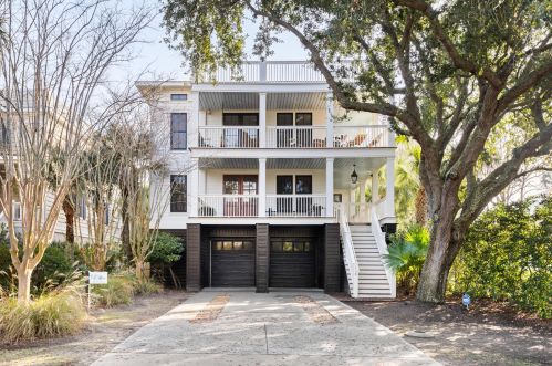 108 Carolina Blvd, Isle Of Palms, SC 29451-2107