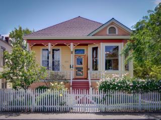 433 Louisiana St, Vallejo, CA 94590-5105