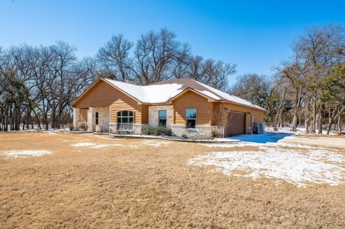 3379 Fm 913, Stephenville, TX 76401-7395