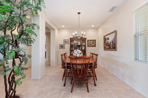 17617 Cedarwood Dr, Riverside CA  92503-7038 exterior