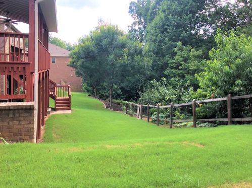 550 Nichols View Way, Suwanee GA  30024-8597 exterior