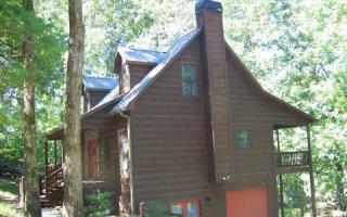 846 Villa Dr, Ellijay, GA 30540-6208