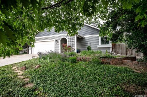 1440 Oakland St, Denver, CO 80012-4235