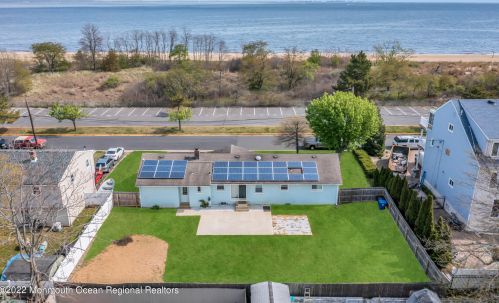 9 Bayside Pkwy, Middletown, NJ 07748-5601