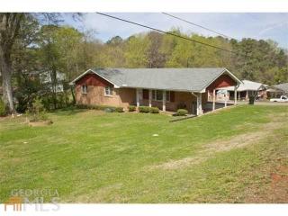 137 Pecan Dr, Holly Springs, GA 30114-4077