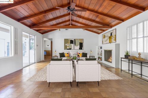 4591 James Ave, Hayward, CA 94546-2443