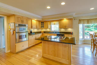 1393 Gartner Rd, Naperville IL  60540-8220 exterior