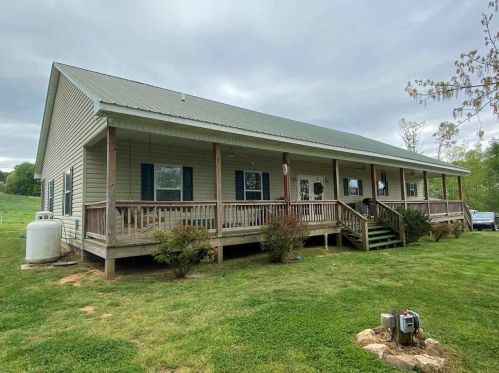 224 Beagle Trl, Commerce, GA 30530-7160
